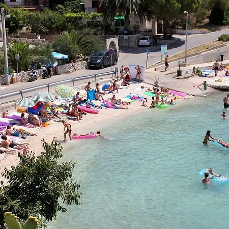 Businci 17701a Trogir